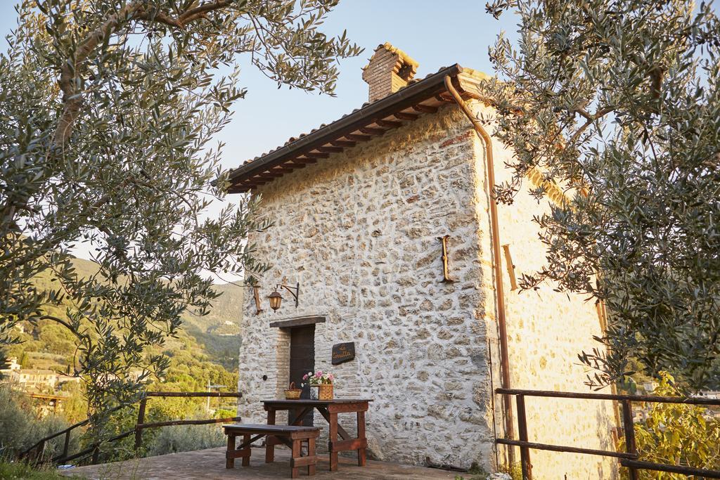 Agriturismo Il Casalino Сполето Номер фото