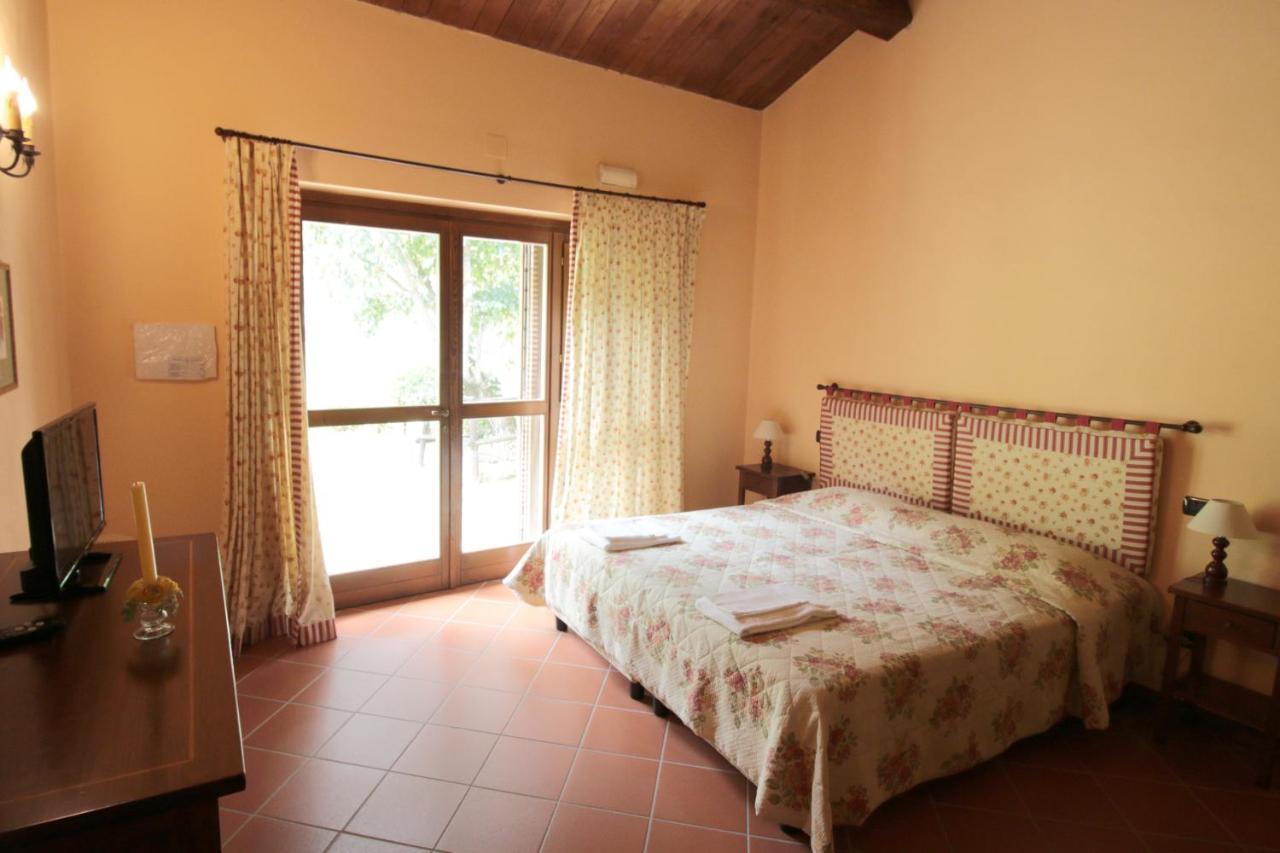 Agriturismo Il Casalino Сполето Экстерьер фото